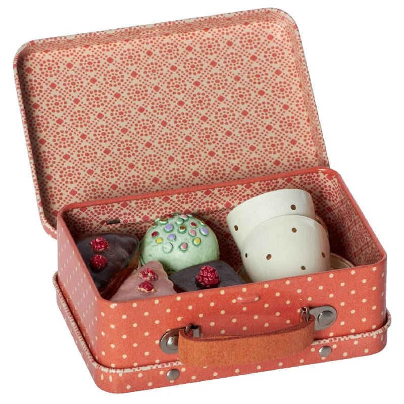 quirky ceramic coffee mug -Maileg Cupcakes and Cups Suitcase