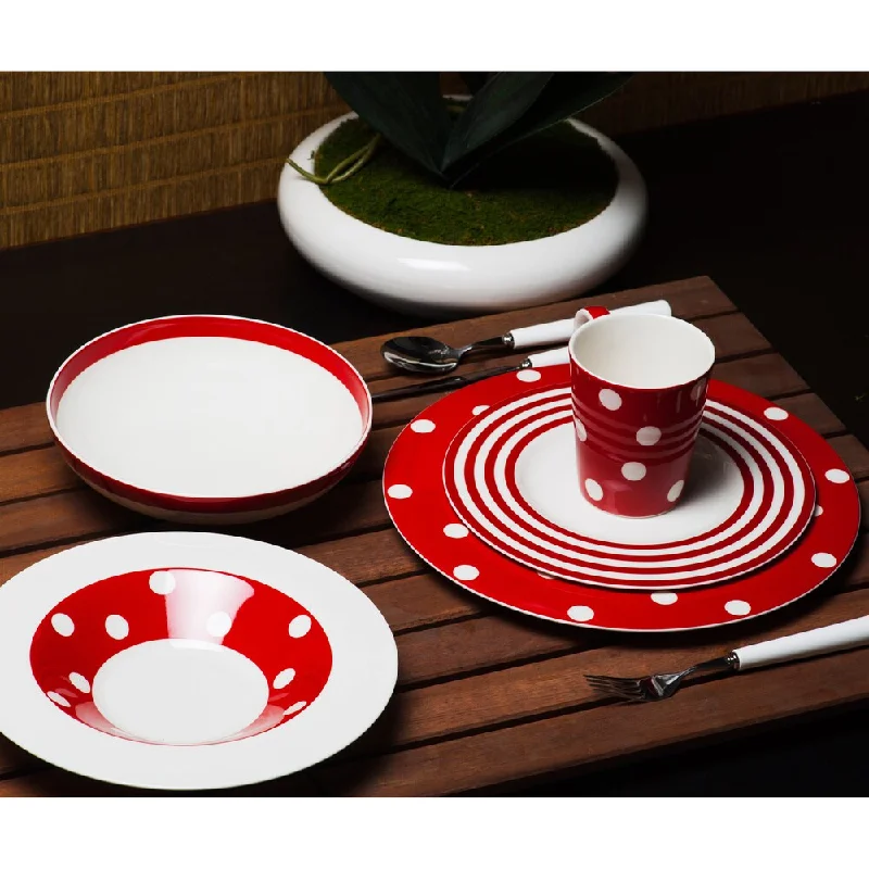 stylish porcelain serving plates for family gatherings -Red Vanilla Freshness Mix and Match Red Dinner Plates (Set of 6)